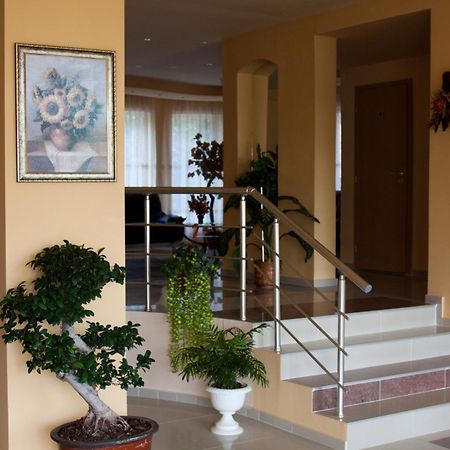 Family Hotel Mimosa ซาเรโว ภายนอก รูปภาพ
