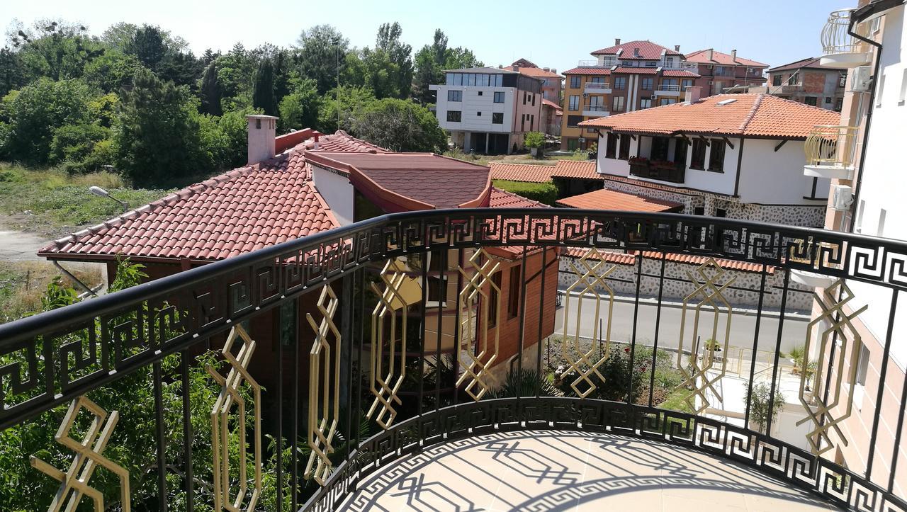 Family Hotel Mimosa ซาเรโว ภายนอก รูปภาพ